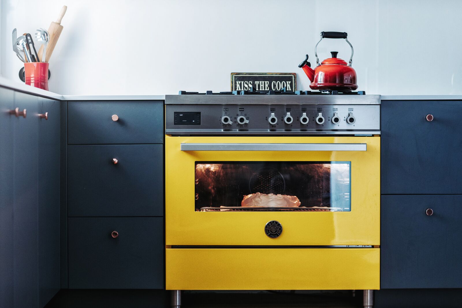 картинка Комбинированная кухонная плита Bertazzoni PRO96L1EGIT жёлтая 