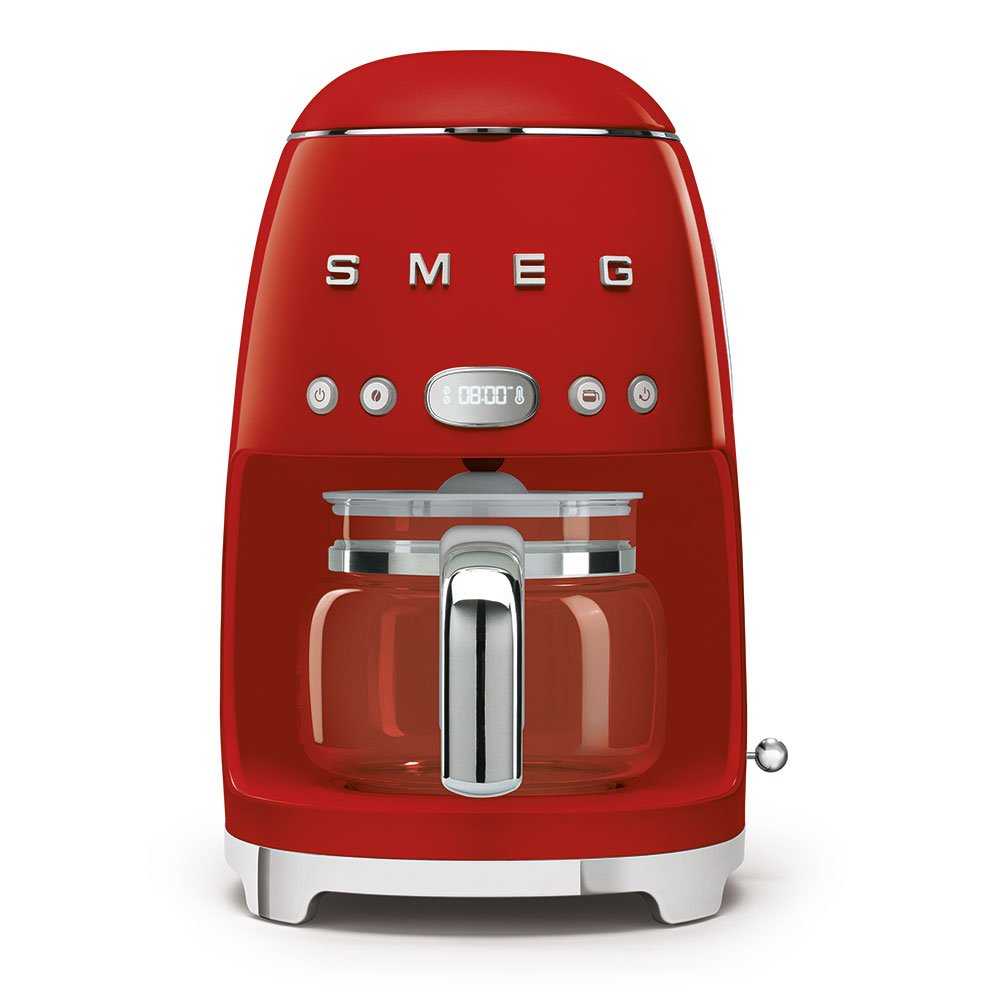 картинка Кофеварка Smeg DCF02RDEU  картинка Кофеварка Smeg DCF02RDEU