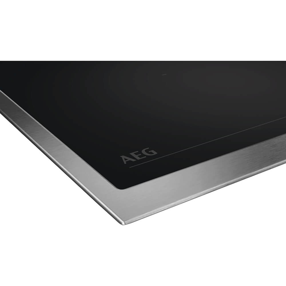 картинка Индукционная варочная панель Aeg TO64IM00XB 