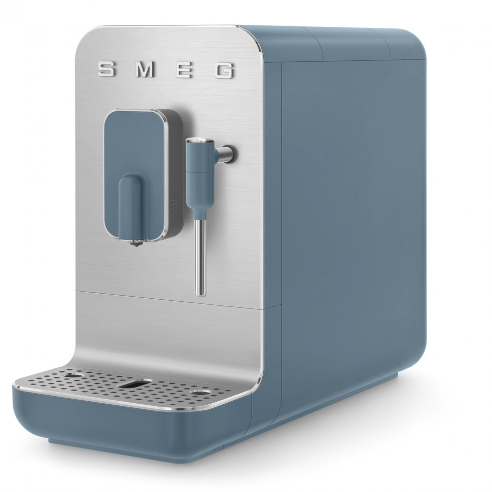 картинка Кофемашина Smeg BCC12SBMEU синий шторм матовый  картинка Кофемашина Smeg BCC12SBMEU синий шторм матовый