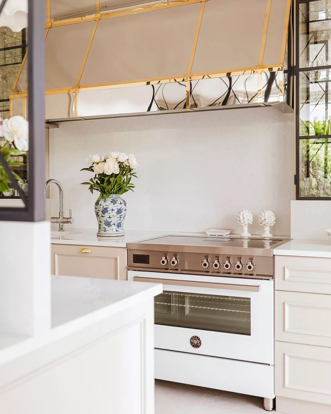 картинка Комбинированная кухонная плита Bertazzoni PRO95I1EBIT белая 