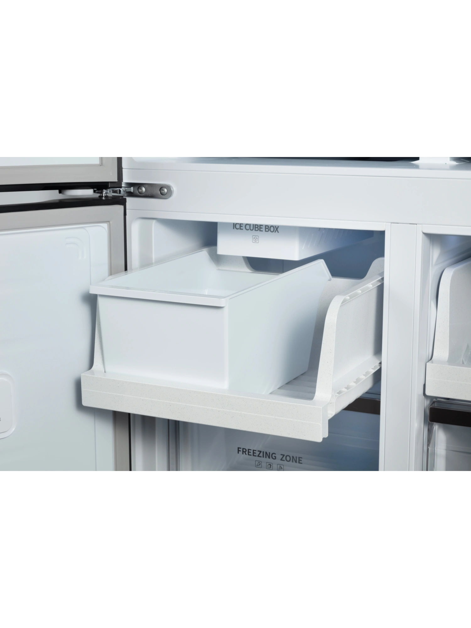 картинка Полувстраиваемый холодильник Hiberg  i-RFQ 705G Y 