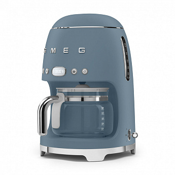 картинка Кофеварка Smeg DCF02SBMEU синий шторм матовый  картинка Кофеварка Smeg DCF02SBMEU синий шторм матовый
