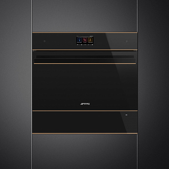 картинка Подогреватель посуды Smeg CPRT615NR черное стекло 