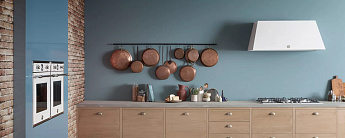картинка Кухонная вытяжка Bertazzoni KR110HER1ADC слоновая кость  картинка Кухонная вытяжка Bertazzoni KR110HER1ADC слоновая кость