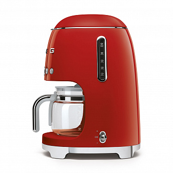 картинка Кофеварка Smeg DCF02RDEU  картинка Кофеварка Smeg DCF02RDEU