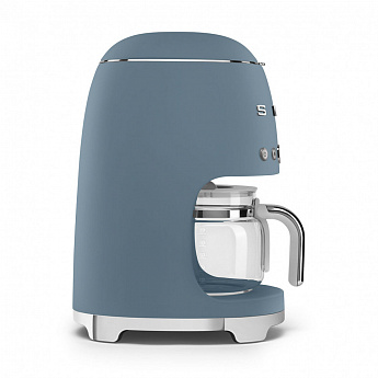 картинка Кофеварка Smeg DCF02SBMEU синий шторм матовый  картинка Кофеварка Smeg DCF02SBMEU синий шторм матовый